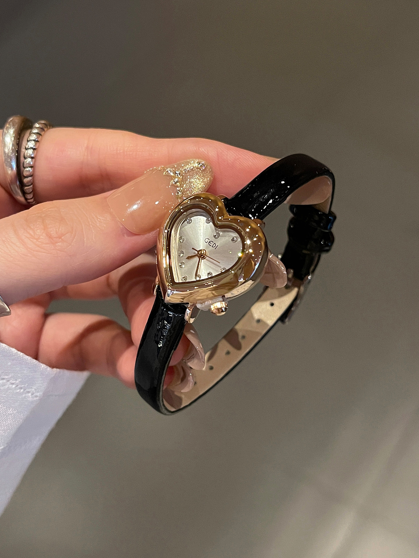 Light Luxury Compact Watch for - Open Heart Watch recensie en prijs