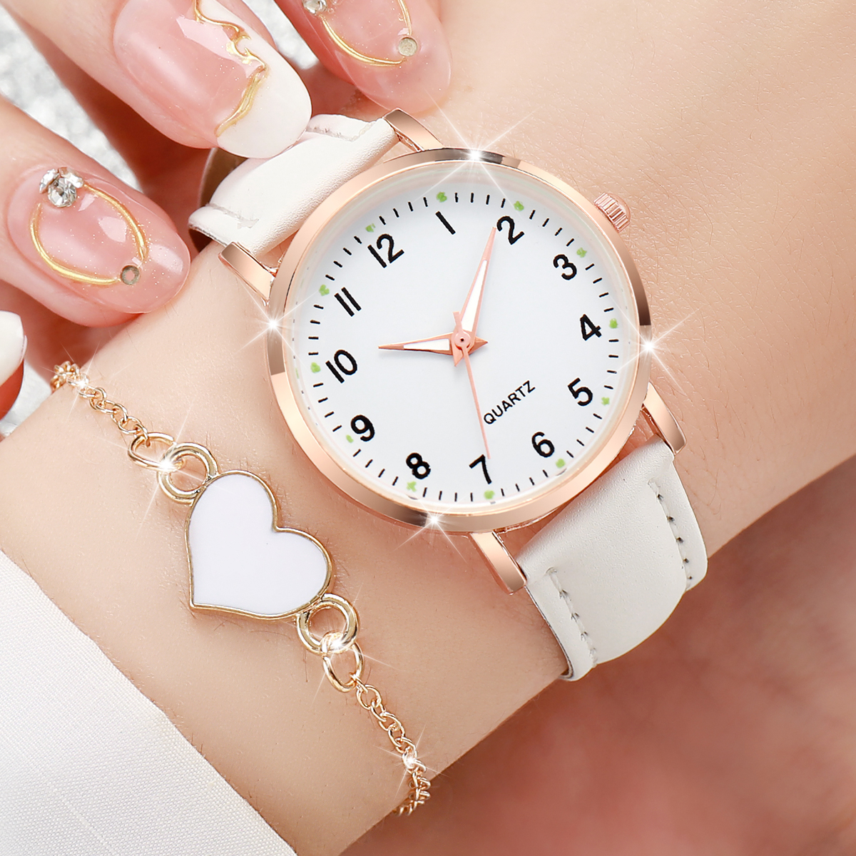 4/6PCS Fashion Arabic Dial Wom - Open Heart Watch recensie en prijs