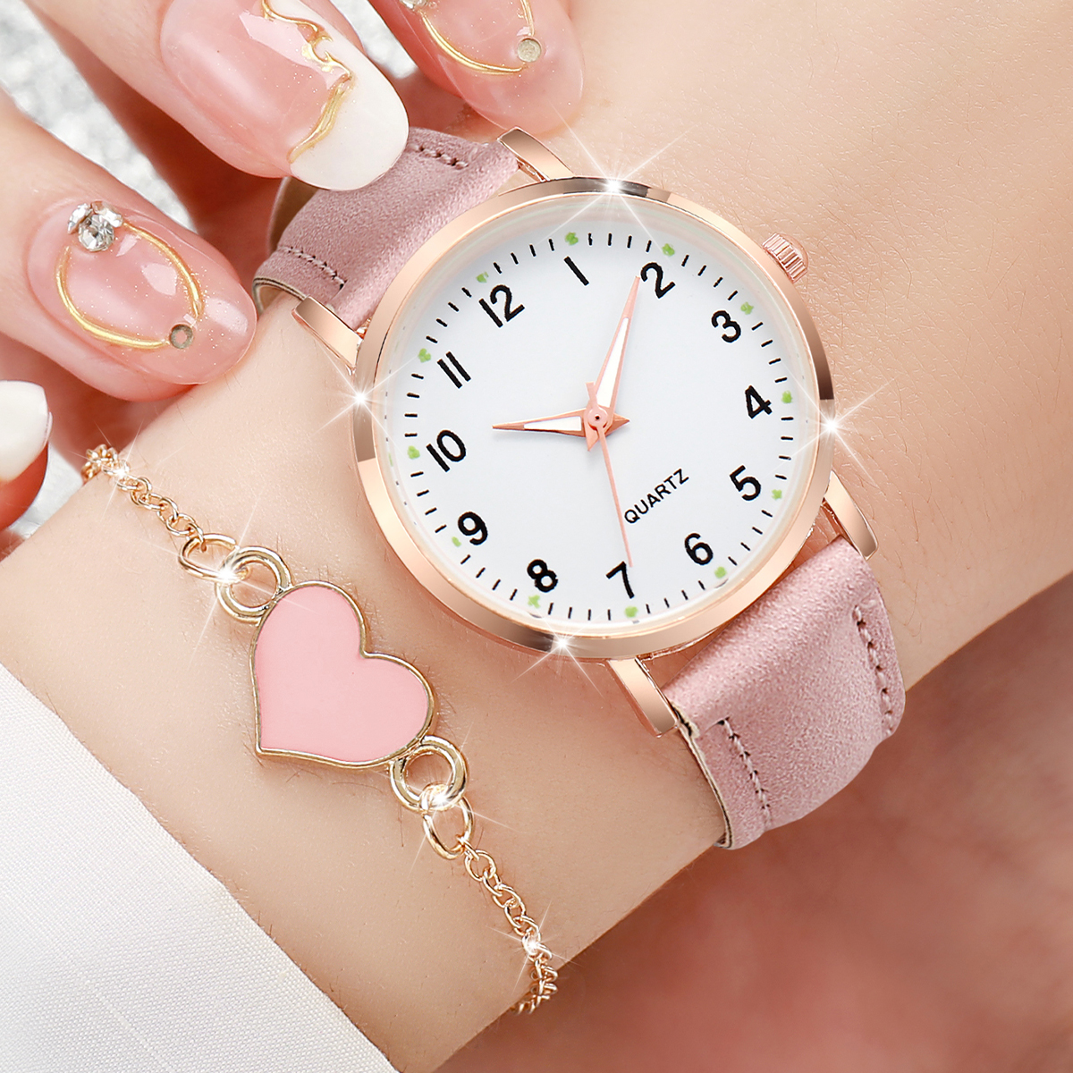 4/6PCS Fashion Arabic Dial Wom - Open Heart Watch recensie en prijs