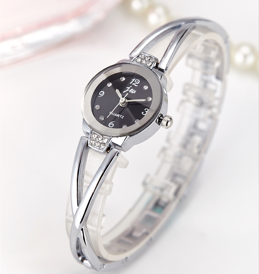 New Trendy Women Bracelet Watc - Lux Watch recensie en prijs