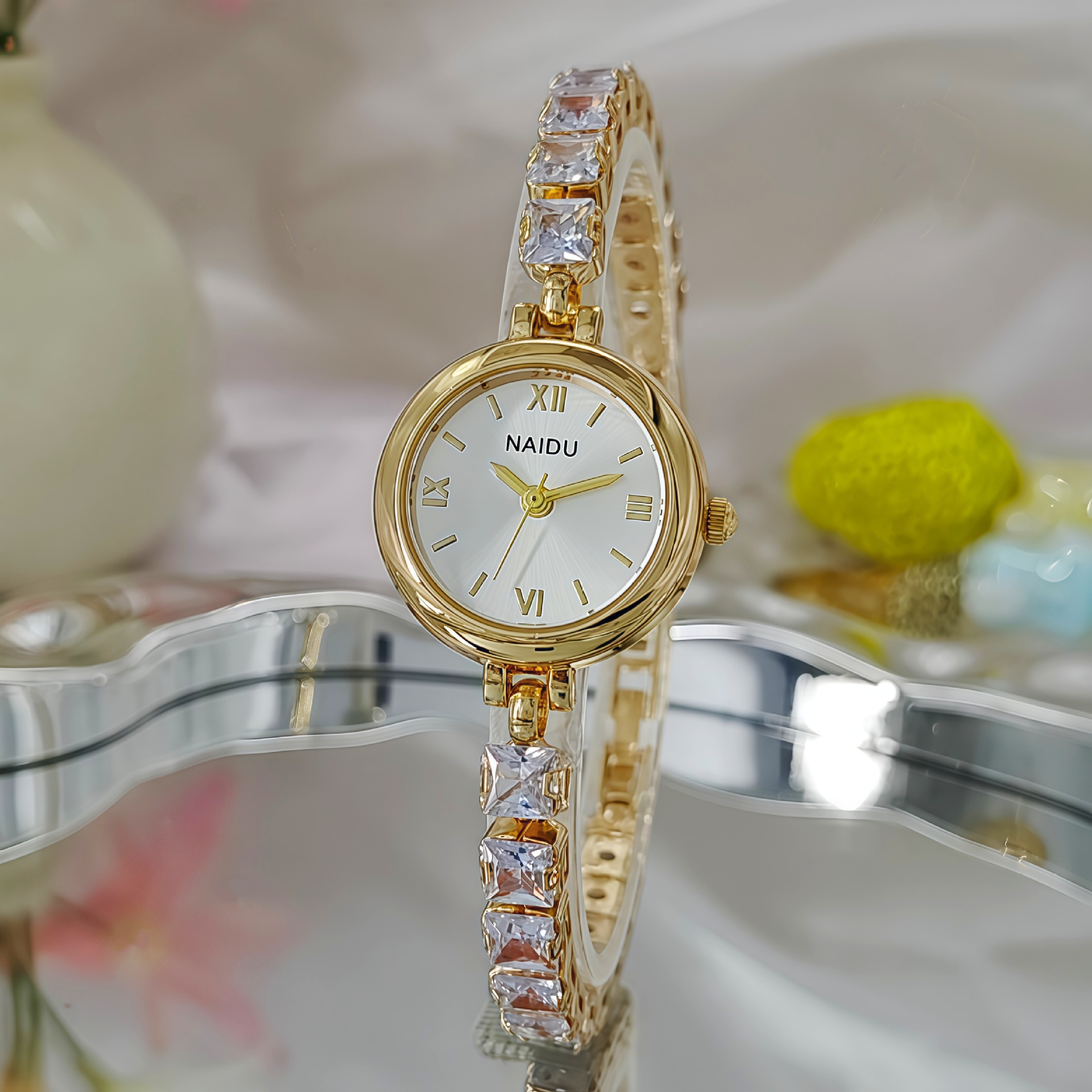 New Fashion Diamond-encrusted  - Luxury Watch Levels recensie en prijs