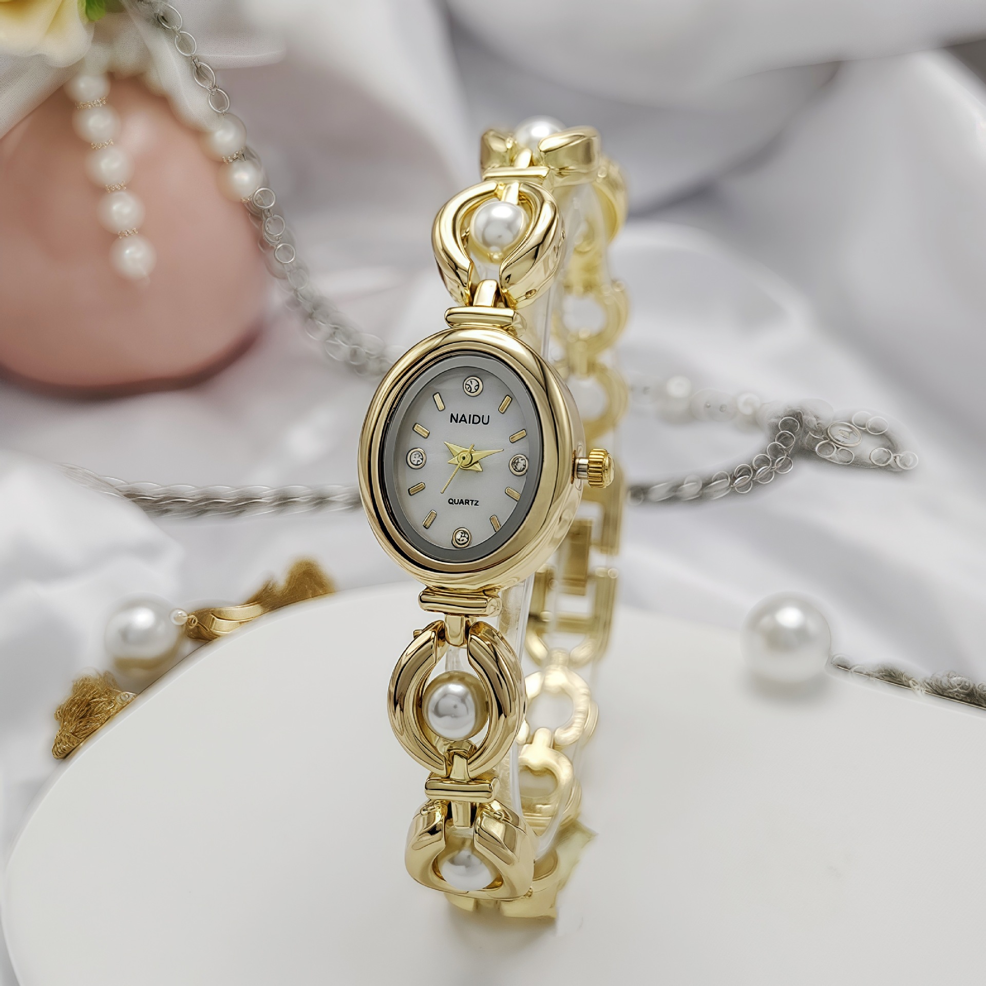 New bracelet watch for women,  - Lux Watch recensie en prijs