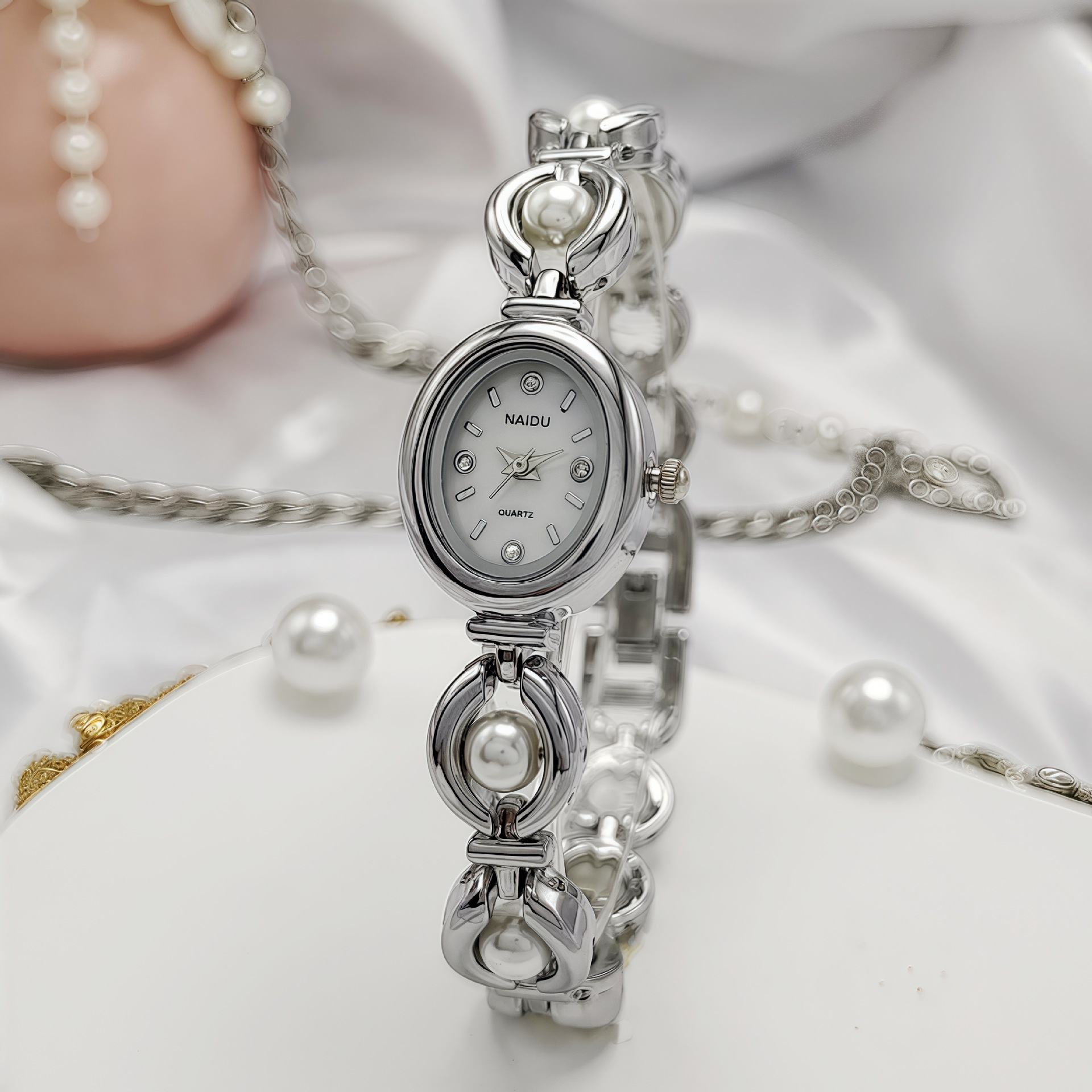 New bracelet watch for women,  - Lux Watch recensie en prijs