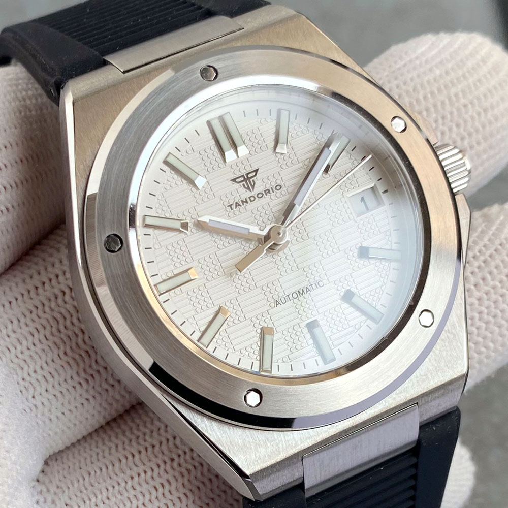 Custom New Silver 40mm Round B - Luxury Watch In Japan recensie en prijs