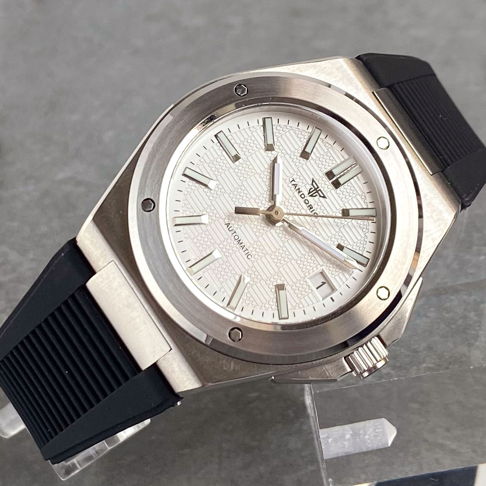 Custom New Silver 40mm Round B - Luxury Watch In Japan recensie en prijs