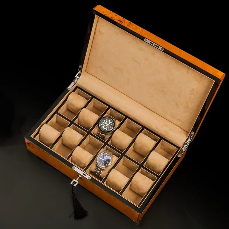 New Wood Watch Display With Lo - Luxury Watch Image recensie en prijs