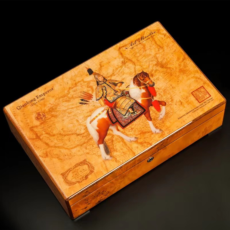 New Wood Watch Display With Lo - Luxury Watch Image recensie en prijs